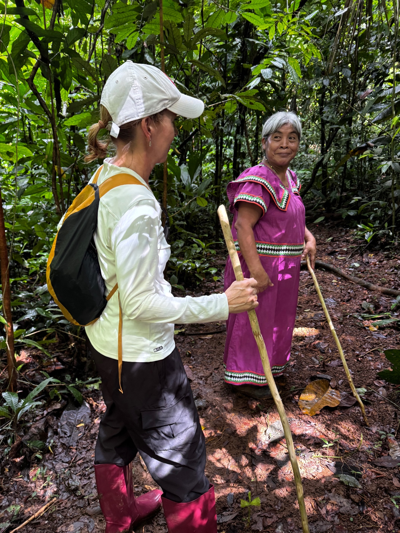 Walking with a Ngäbe Buglé elder through the forest